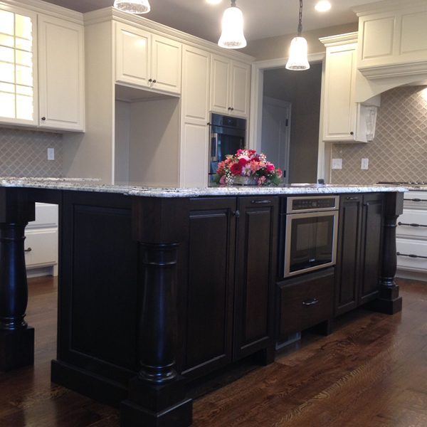 Kitchen Island | Meyer Home Sales