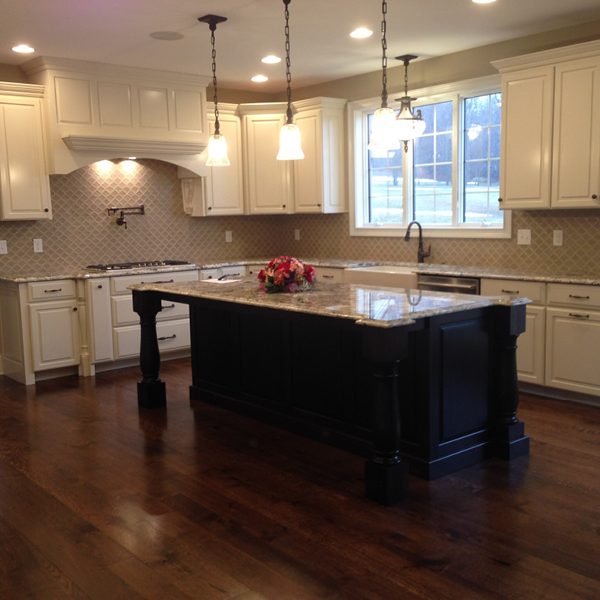 Custom Kitchen | Meyer Home Sales