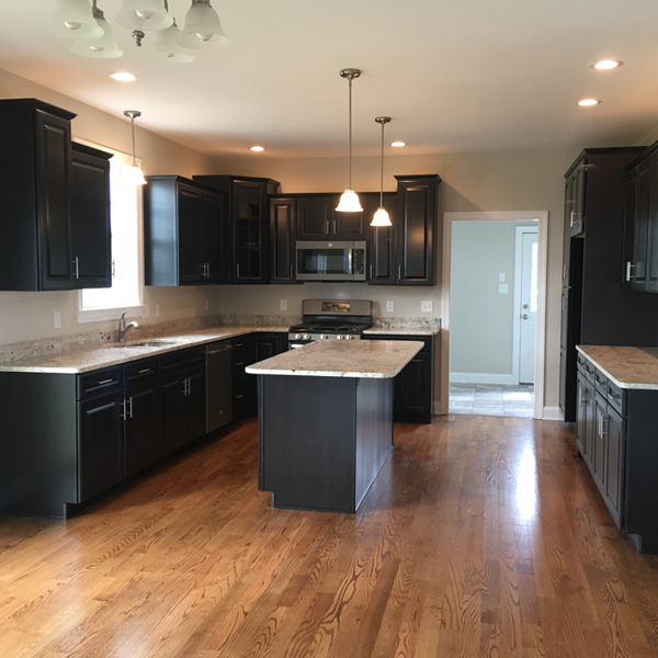 Custom Kitchen | Meyer Home Sales