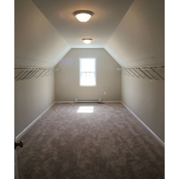 Walk In Closet | Meyer Home Sales